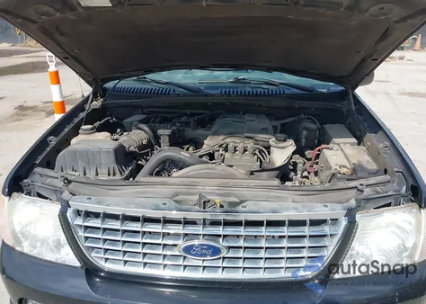 2005 Ford Explorer Limited from USA, damaged, VIN 1FMZU75E95UA73601